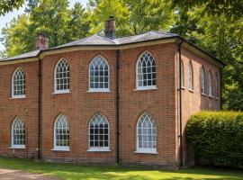 Lion House by Abbey House Stays, hotel v mestu Saffron Walden