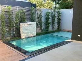 Casa Águas Serenas- Piscina Privada -10 pessoas-Moderna