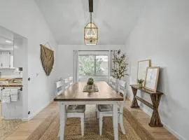 Casa Pine and Oak