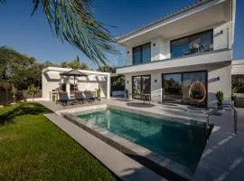 Noka Luxury Seaview Villa