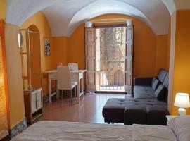 Apartamentos Turísticos Santiago - Casco Histórico de Cáceres, hotel din Cáceres