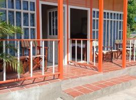 Posada la Melosa, khách sạn ở Guataquí