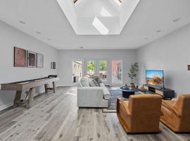 Lighthouse Lookout by Juniper Holiday + Home, Hotel in Saint Joseph