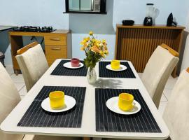 Teresina में, होटल Casa com 3 quartos para até 10 pessoas - 2 suítes - Wi-Fi - garagem - check-in automático das 21h as 08h