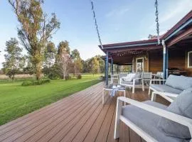 Burton Farmhouse - Reconnect with Nature & Family