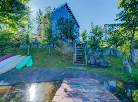 Chalet Ancestral - Old-World Charm by Lake