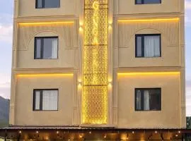 Ganga Palace Near Vishwakarmaghat