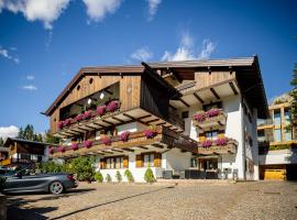 Hotel Lajadira & Spa, hotel a Cortina dʼAmpezzo