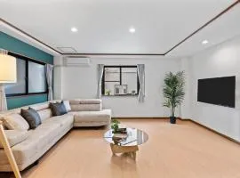 Crystal Jade Awaza2-4F