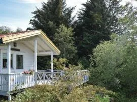 Beautiful Home In Mosterhamn With Wifi