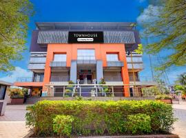 Townhouse Nagthane Satara Formerly Matoshree Palace, hotel v destinácii Satara