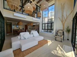 Sunkissed Retreat Beachfront Pool Villa, Hua Hin, Hotel in Hua Hin
