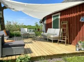 A Calm Oasis With A Lovely Villa Garden