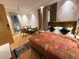 Tripli Hotels Royal Spring