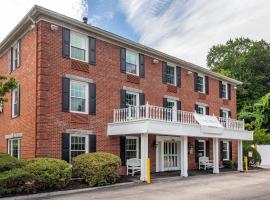 Foxboro에 위치한 호텔 MainStay Suites Foxboro - Mansfield