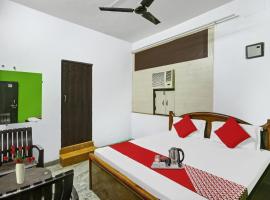 Hotel O U B Inn: Ghaziabad şehrinde bir otel