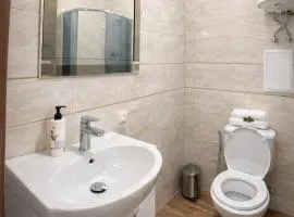 Двокімнатні апартаменти ЖК Щасливий Запорізьке шосе 30