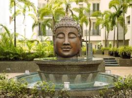 Palm Suite With Sky Terrace Penthouse 11th Floor, hotell sihtkohas Rajkot