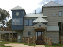 Blue Sky Lodge, hotel en Dinner Plain