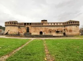 Cozy Apartment Near Imola Circuit & City Center