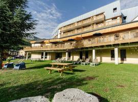 Village Vacances ATC Routes du Monde 3 Etoiles Saint-François-Longchamp, hôtel à Saint-François-Longchamp