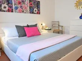 Casa Garibaldi con Terrazzo e Parking, Mare 1 min