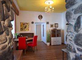 Ferienwohnung Lienz Egger, хотел в Лиенц