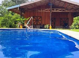 La Fortuna Tropical Retreat, Private Garden & Pool