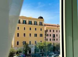 ARTEMISIA APARTMENT - Elegant spacious flat in NETTUNO City Center, just steps from the Sea, Beaches, Marina, Train&Bus Station