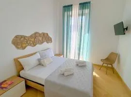 ARTEMISIA APARTMENT - Elegant spacious flat in NETTUNO City Center, just steps from the Sea, Beaches, Marina, Train&Bus Station