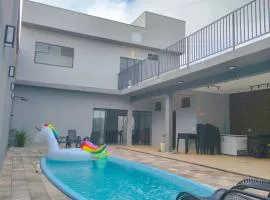 Maktub Casa e Área de Lazer para Temporada em Delfinópolis MG
