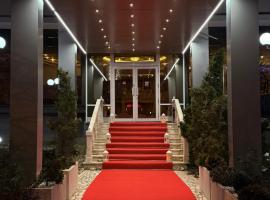 Hotel Tiara, hotelli kohteessa Ploieşti