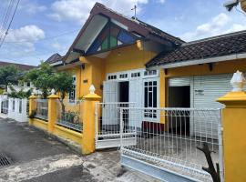 Sama Sama Homestay, hotel a Demangan
