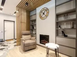 7-67 New York, Antonovycha 74, Kyiv centre, Olimpiiska metro nearby, fantastic city view, Petrovdom Apartment
