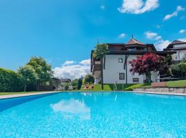 Ferienwohnung Haus Christine, готель у місті Ріф'яно