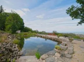 Charmante et élégante ferme rénovée