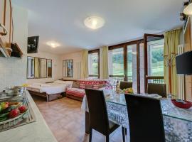 La Marmotta Campo Smith on the Ski Slopes - Happy Rentals, готель у місті Бардонеккія