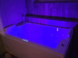 APARTAMENT OGRODOWA z jacuzzi w centrum – hotel w Brodnicy