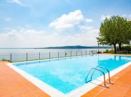 Azzurro Apartment