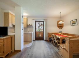 Hof am Schloss Apartment Edelweiss, מלון בפראטו אלו  סטלביו