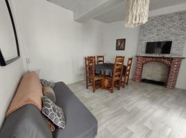 Séjour familial au Gite Iza – Lorme, hotel en Lormes