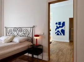Modern 2-room flat in the city center