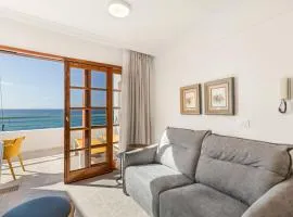 Playa Delphin 305