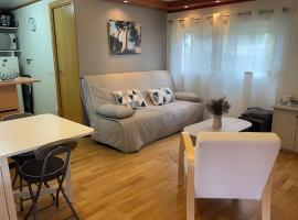 Chalet Bungalow 2 Chambres 56, hotel a Sumène