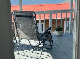 Badin Haven, hotel u gradu New London