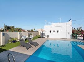 Beautiful Traditional House, hotel i Chipiona