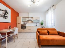 Parking A-C & Wi-Fi - Piccola Corte near Ferrari, Hotel in Formigine