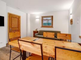 Chalet Pieri - Appartamento Bedogn, ξενοδοχείο στο Μπόρμιο