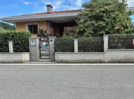 La Casa Dei Girasoli-Lago Maggiore