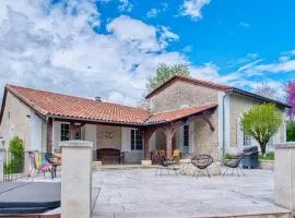 Plantivel, la maison et le gite